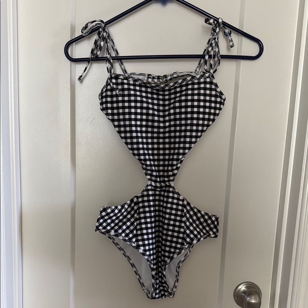 Abercrombie & Fitch Black and White Checkered One Piece Swimsuit